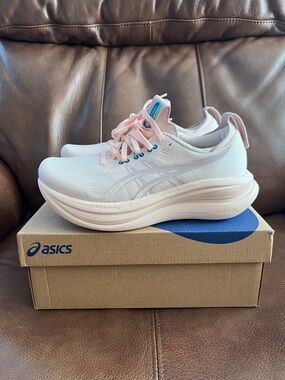 Asics  Gel Nimbus 28 Pink Pearl/ Morganite Women's Running Shoes